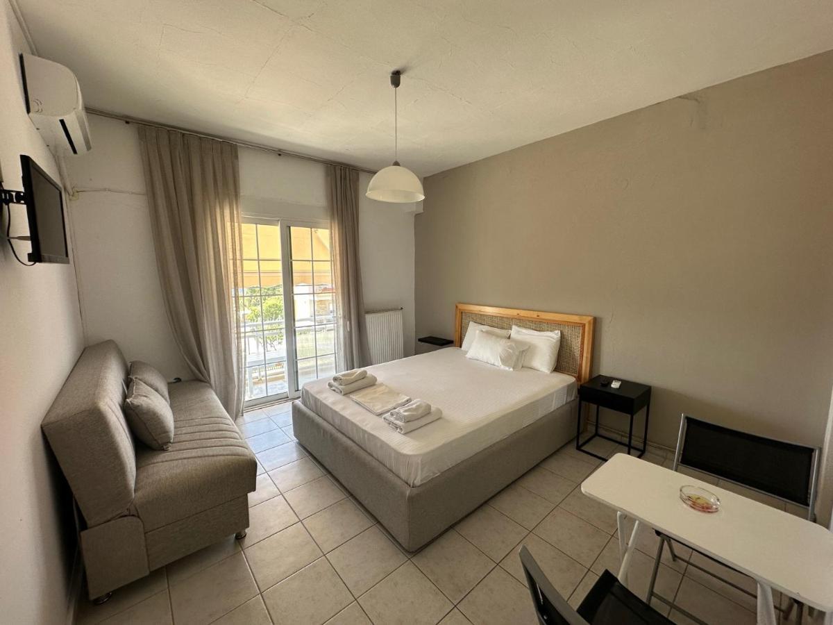 Rooms To Let Stefos Néa Khilí Eksteriør bilde